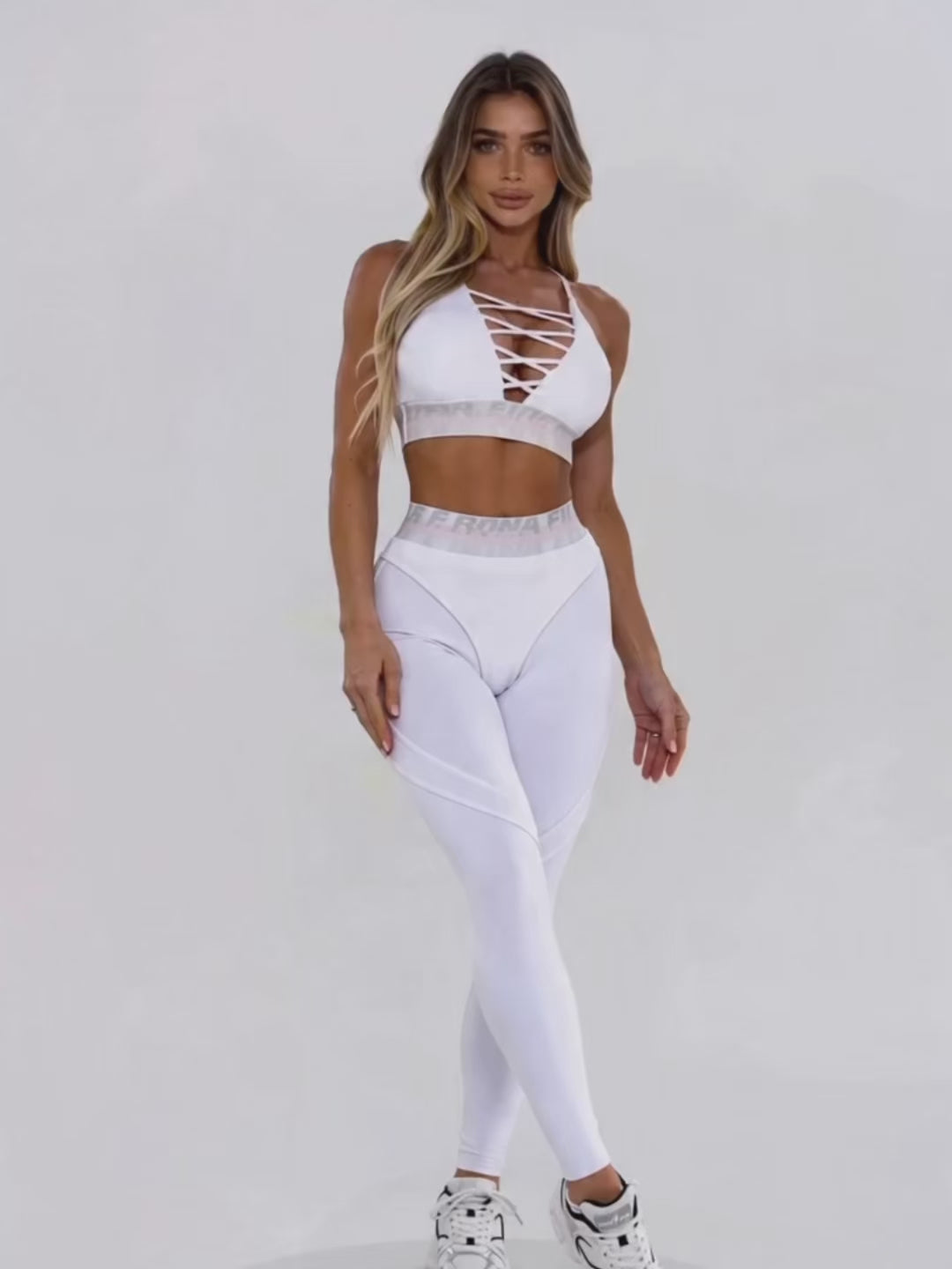 Sports Bra X Top Cloud Dancer